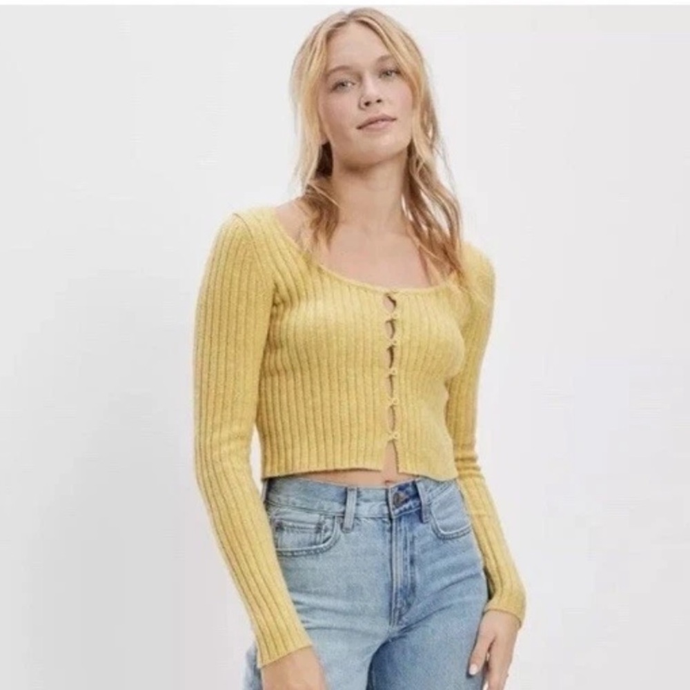 American eagle yellow green ribbed button front cardigan sweater